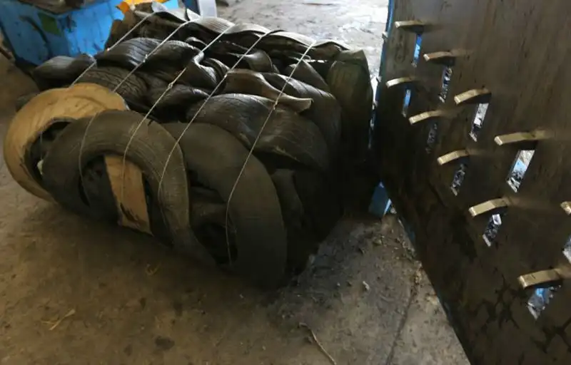 NEW ORDER FOR BALEWELL – The first tyre baler order in Australia