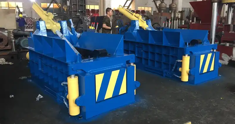 BALEWELL Metal Baler Forward Out